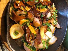 -云海肴·汽锅鸡·云南菜(天山百盛优客店)