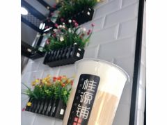 太极岩红茶卡布-桂桂茶(金谊广场店)