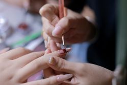 -Lucky girl建构养甲·中式翘睫专业店