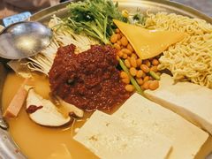 部队火锅-富乐满韩国正宗炸鸡韩国料理(虹泉路店)