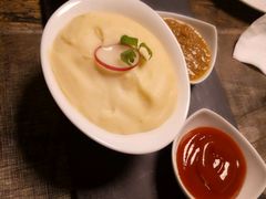 -HIGH FIVE哈福手工汉堡(桂林路店)