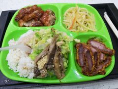 烧鹅脆皮叉烧双拼-老凌记广东烧鹅饭(宝利金店)