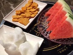 -三人行骨头王火锅(长寿店)