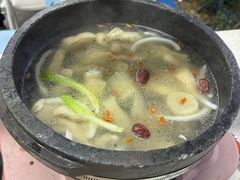 -墨脱石锅椰子鸡•海鲜糟粕醋(榆亚路店)