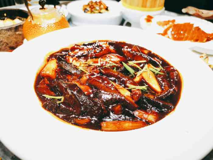 丰泽园饭店(南礼士路店)-"[薄荷]环境:第一次去也很好找,有指示.
