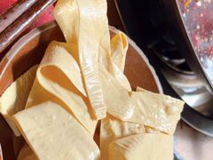 -黄潇洒老火锅(九眼桥宏济巷店)