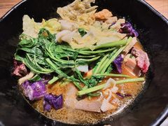 -万记麻辣烫国展总店