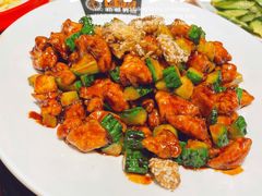 酱爆桃仁鸡丁-福荣居褡裢火烧京味家常菜(西四店)