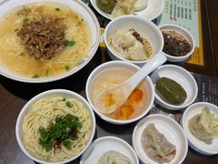-正一涵老味道名小吃(广汉总店)