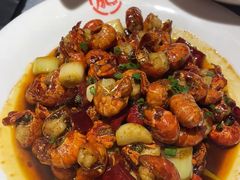 -肥肥虾庄·金牌油焖大虾(杨园滨江时代walk店)