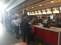 -麦当劳(深圳北站高铁店)