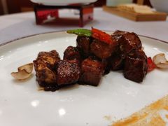 招牌黑椒牛肉粒-全聚德(上海首店浦东店)