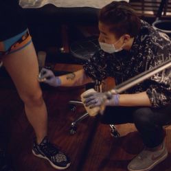 点击看大图 -鳌首刺青纹身 穿孔饰品店