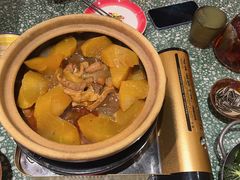 -牛腩之旅·牛腩牛杂煲(经纬汇店)