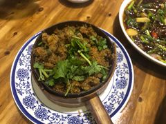 -杨三孃跷脚牛肉(西外棕榈岛店)