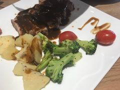-必胜客(新中纬店)