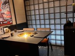 -铭牛烧肉·和牛海鲜自助(高新月牙湖店)