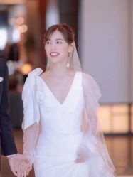 -Vera Wang婚纱礼服旗舰店