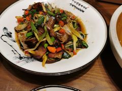 -钵家大院·地道湖北菜(江夏·大花岭店)