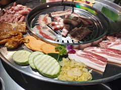 -哈哈碳都·牛肋条无限自助烤肉(宝龙店)