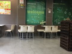 -华莱士·全鸡汉堡(柳州店)
