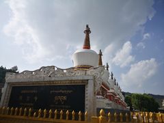 -塔尔寺游客服务中心