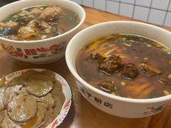 -矮子粉店1985·长沙米粉(湘春路店)