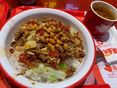 小炒黄牛肉饭-猪角·闽南猪脚饭(上梅林店)