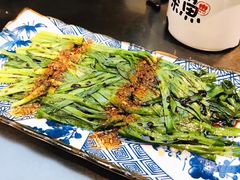 烤韭菜-探鱼·鲜青椒爽麻烤鱼(东城万达广场店)