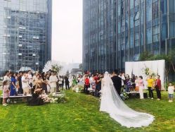 -成都世外桃源酒店-宴会厅·草坪婚礼·会议活动