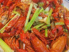 黄焖龙虾-指爱龙虾(金杨路总店)