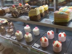 -焙丽拾光(麦凯乐直营店)