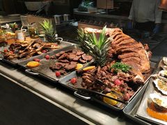 -飨食汇全日制餐厅·昆山皇冠假日酒店(九方店)