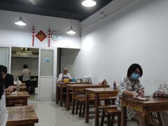 大堂-阿姨小肉摊(同济西苑店)