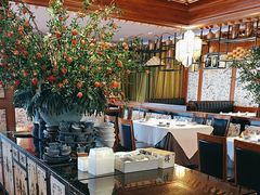 -八府香鸭·啫啫煲(华山路店)