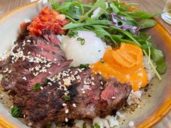 烤牛肉配泡菜温泉蛋饭-gaga(深圳南山益田假日广场店)