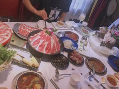 汤臣肥牛-泓炙颐凤鲜海鲜火锅料理(桐乡店)