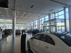 -天津波士信达奔驰4S店(卫津南路店)