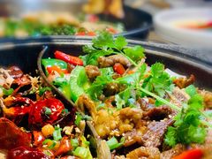 牛仔骨脆鱼双拼锅-大丰收脆鱼(浦西万达店)