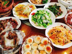 -老乡村美食农庄