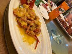 -上海漕河泾万丽酒店