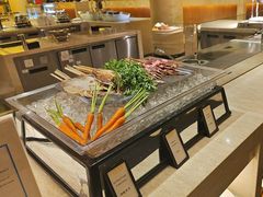 -东西风牛排馆周末烧烤自助(首都机场希尔顿店)