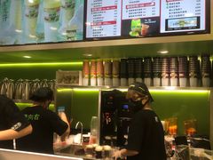 -柠檬向右(宝杨宝龙店)