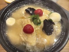 -三鞭一花·独一处·元英砂锅(海光寺店)