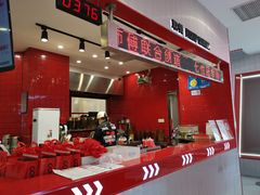 门面-港究茶·冠军丝袜奶茶(皇庭广场店)