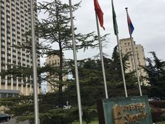 门脸-AZUR聚(香格里拉饭店)