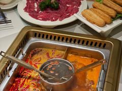 鲜炖番茄鸳鸯锅-雾都渣渣火锅(南城智汇城店)