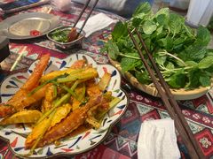 薄荷叶-火塘云南烧烤大排档