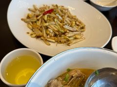 -翠山·映月湖景餐厅(映月湖公园店)