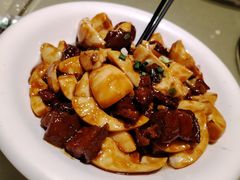 家常蛋白烧肉-刘胖子家常菜·蹄花焖藕(兴业店)